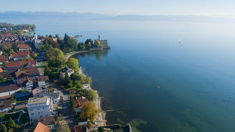 Flyer der Silvesterveranstaltung: Silvester 2024 am Bodensee im Hotel Seeperle