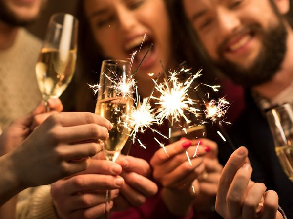 Silvesterveranstaltung: Silvester 2024 im "Alten Forsthaus" mit Silvesterbuffet, Silvesterball und Wellness