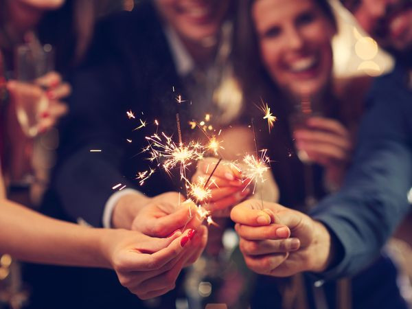 Silvesterveranstaltung: Silvester im Pullman Stuttgart Fontana – 2 Tage mit 6-Gang-Galadinner & Spa