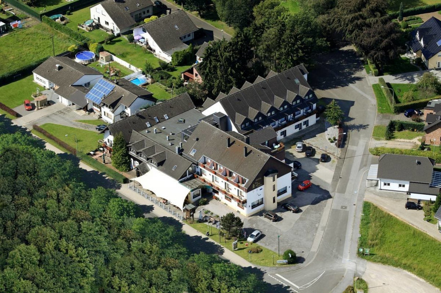 Silvesterveranstaltung: Silvester-Arrangement 2024 im Land-gut-Hotel 'Zum Alten Forsthaus'