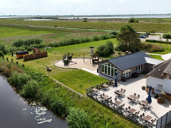 Silvester an der Nordsee 2025/2026: Entspannter Jahreswechsel im Nordsee-Hotel Arlau-Schleuse