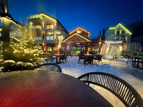 Flyer der Silvesterveranstaltung: Silvesterreise an die Mosel 2025 – 5 Tage Wellness & Glühwein-Genuss ab 382 € p.P.