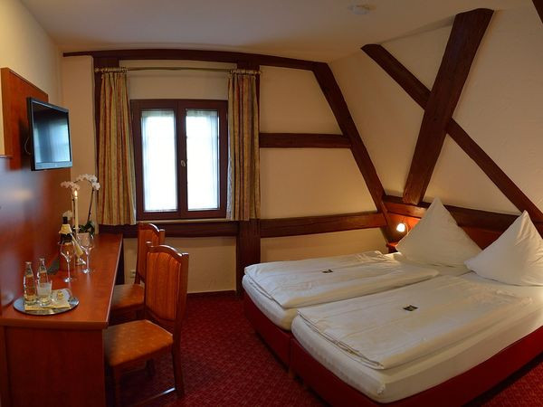Silvesterreise mit Gala in Weißenfels – 4 Tage im Hotel Jägerhof inkl. Silvestermenü & Neujahrsbrunch