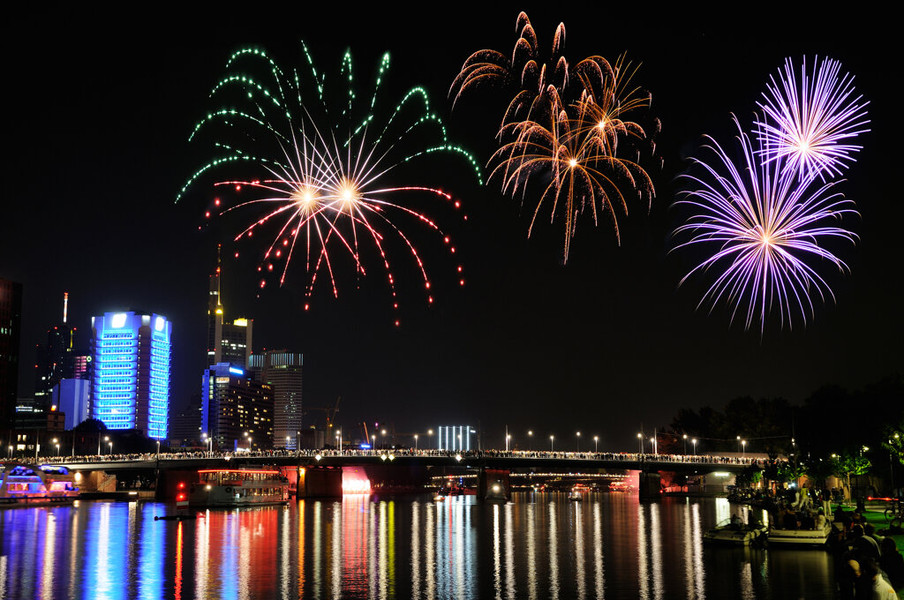 Silvester 2024 im Frankfurter Ostend: 4 Übernachtungen im INNSiDE by Meliá