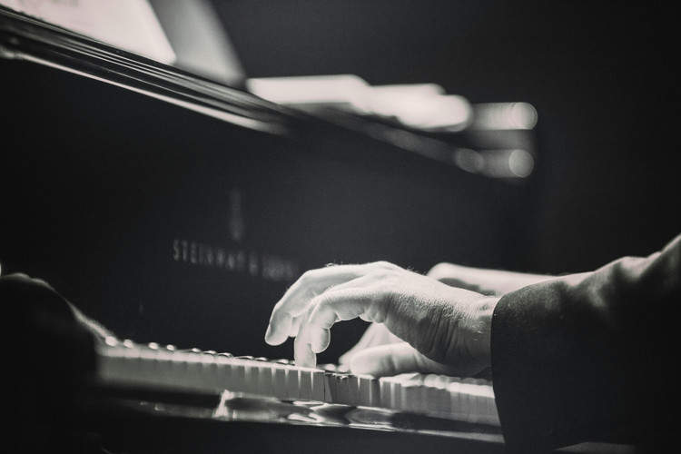 Silvesterveranstaltung: Silvesterkonzert 2025 im Beethoven-Haus Bonn – Colin Pütz spielt Appassionata & Vier Balladen