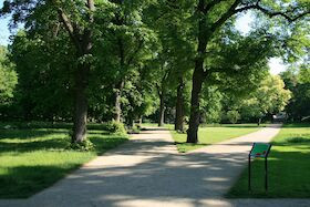 Geschichtsrundgang im Prenzlauer Stadtpark zum Jahreswechsel – Historie erleben