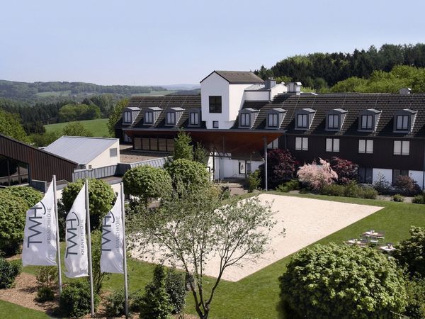 Silvester 2025 im Bergischen Land – 3 Tage Wellness & Gala im Trans World Hotel Kranichhöhe Much