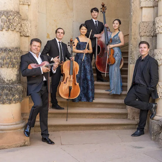 Flyer der Silvesterveranstaltung: Neujahrskonzert 2026 mit dem Dresdner Residenz Orchester