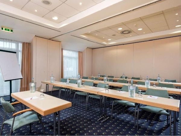 Silvesterarrangement 2025 Hotel Ramada by Wyndham Hannover 2025/2026