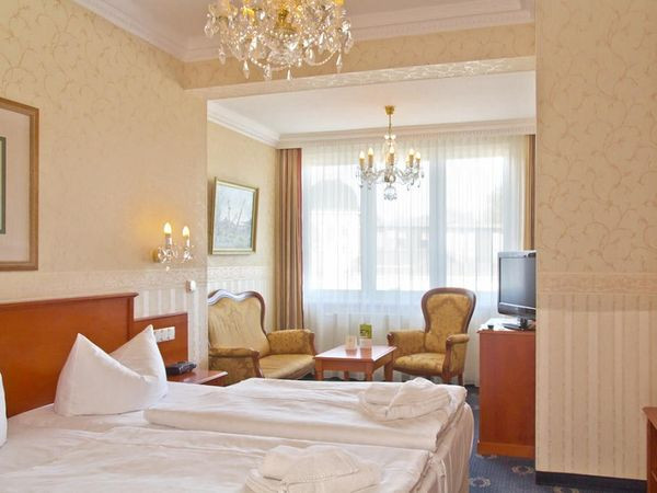 Silvester 2025/26 auf Usedom – Villa Esplanade Heringsdorf mit Gala, Wintermarkt & Wellness