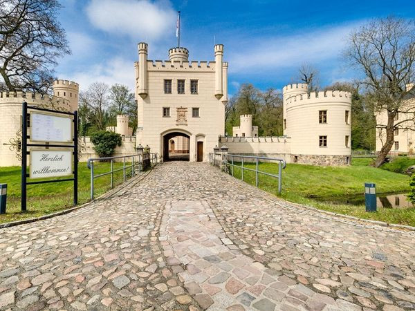 Ihr Hotel: Historischer Jahreswechsel im Jagdschloss Letzlingen