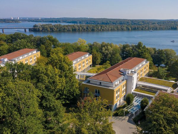 Über Silvester 2024 in die Biosphäre Potsdam - Seminaris SeeHotel