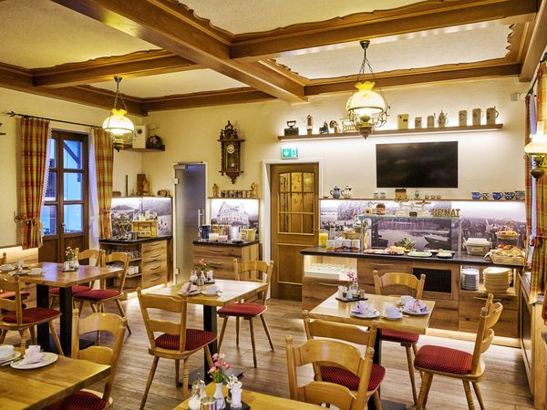 Silvester in der Rhön 2025/2026: Entspannter Jahreswechsel im Landhotel Zur Grünen Kutte