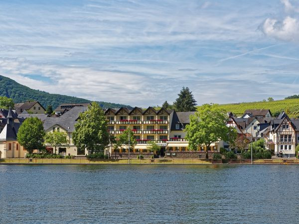 Silvester an der Mosel im Moselstern-Hotel Weinhaus Fuhrmann