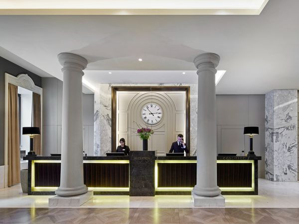 Silvester trifft Gatsby im Titanic Gendarmenmarkt – Tage voller Stil & Genuss