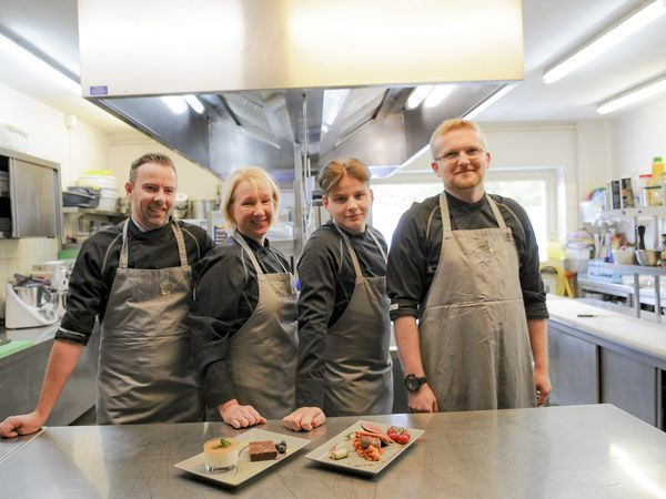 Silversterball Hotel & Restaurant Zum Deutschen Hause